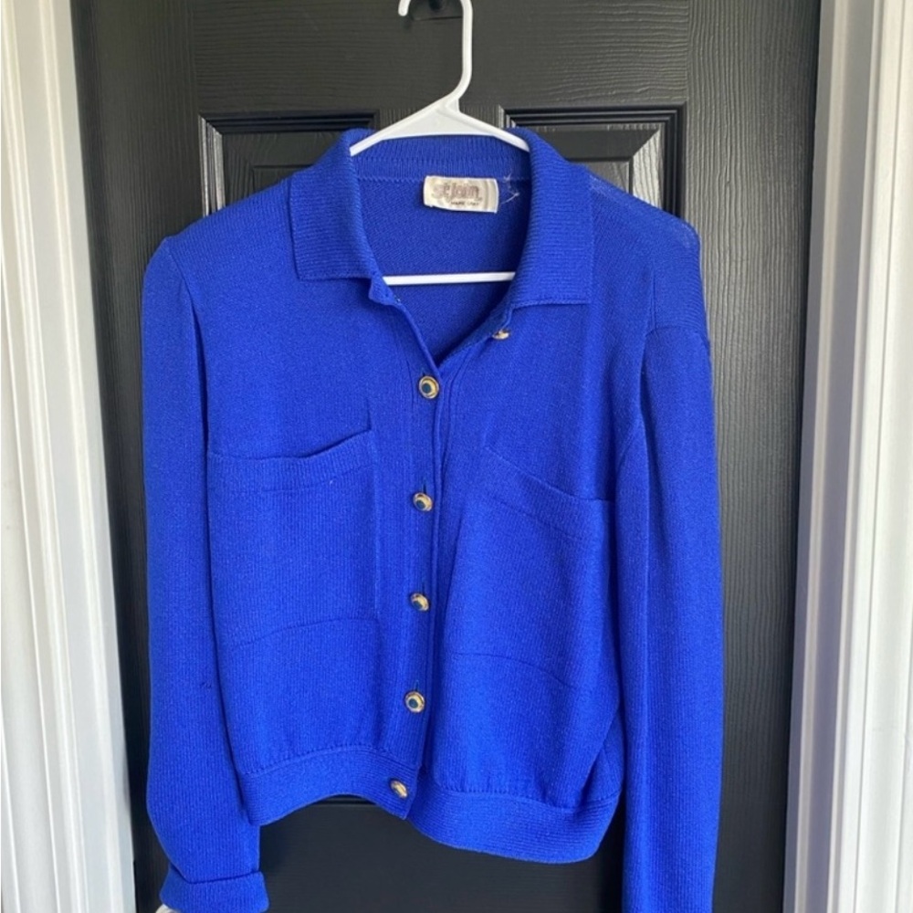 ❤️ St. John by Marie Gray Blue Sweater with Collared Neckline & stunning buttons